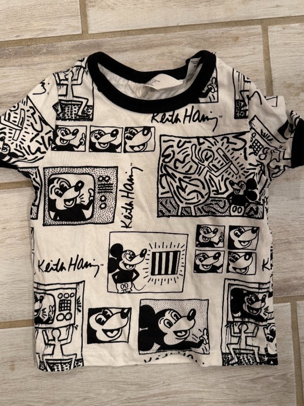 H&M Disney x Keith Haring Mickey Mouse Graphic Tee Kids 4-6Y